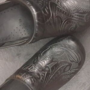 Dansko Black Embossed Mules